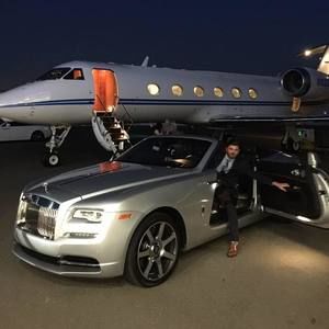 Meet your Posher, Aaron